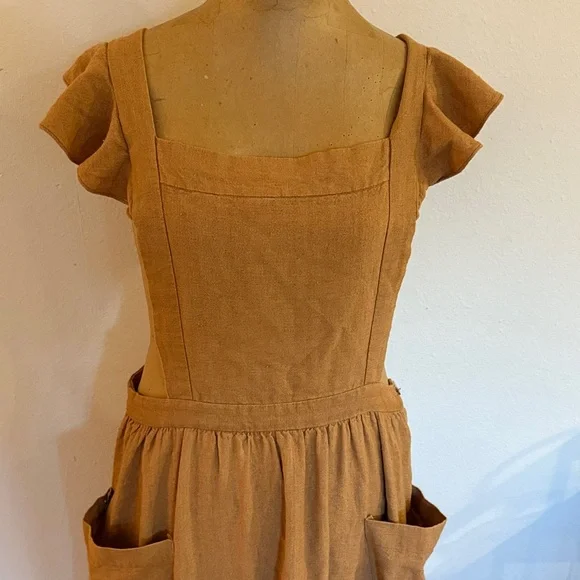 Doen Pennisula Dress Pinafore Elegant Tan/Pumpkin color with Pockets ruffles VGC - Picture 2 of 14